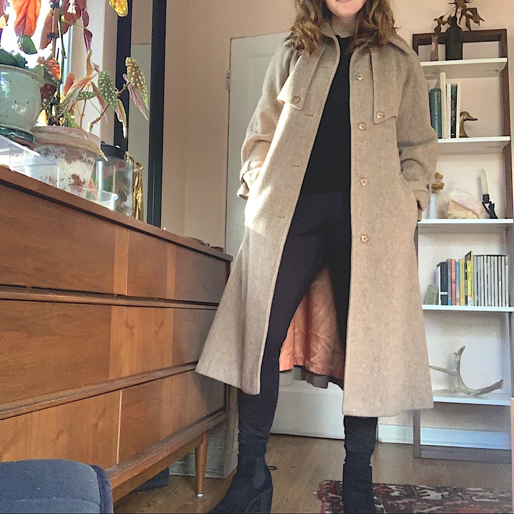 Beautiful vintage tan wool trench coat